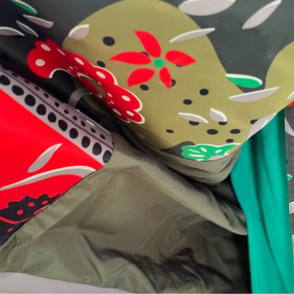 Burberry Prorsum Olive and Red Floral Trench Coat - Picture 6 of 11